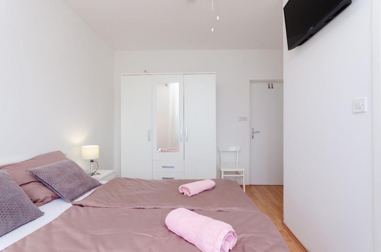 Apartments And Rooms Bianca Barbat na Rabu Kamer foto
